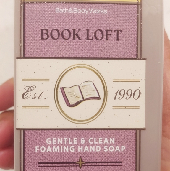 Her Pretty Face Paperback Novel & Bath And Body Hand Soap - Picture 8 of 8